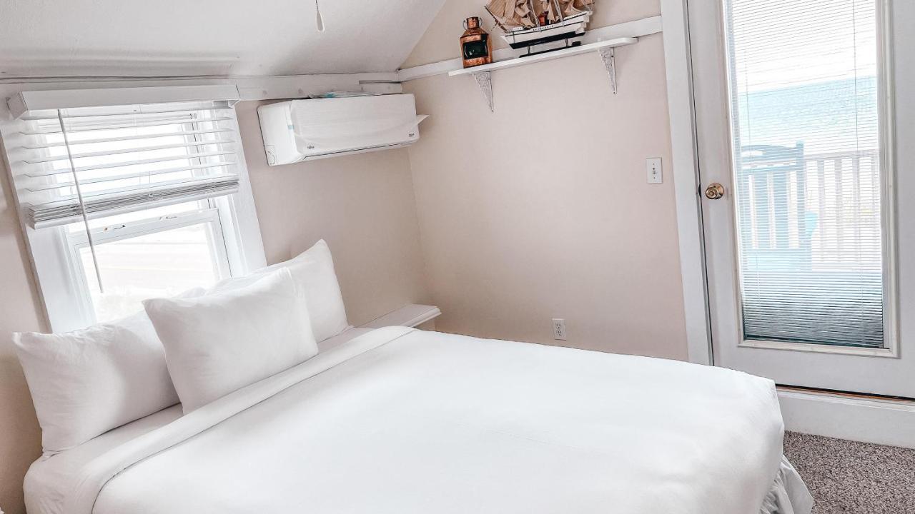 Capricorn Beach House โอ๊คบลัฟส์ ภายนอก รูปภาพ